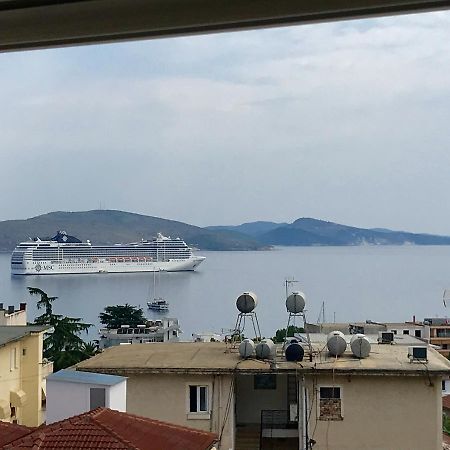 Central City Apartment Sarandë Esterno foto